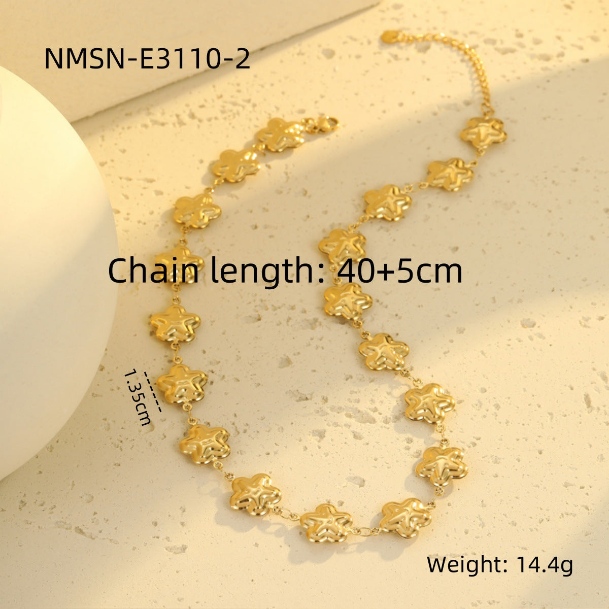 Collar con colgante de estrella, flor y corazón de acero inoxidable minimalista a la moda con acabado chapado para mujer