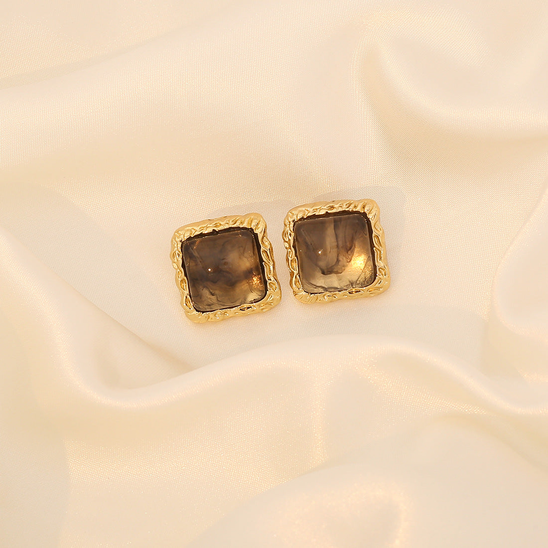 Retro Geometric Square Stainless Steel Stud Earrings with Plating Finish for Women