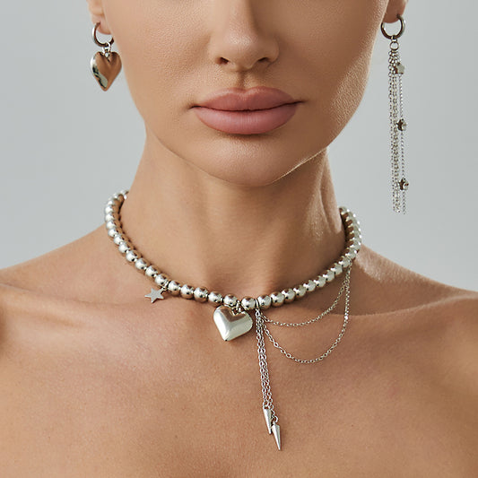 Girocollo con pendente a stella e cuore dolce e audace con nappe da donna
