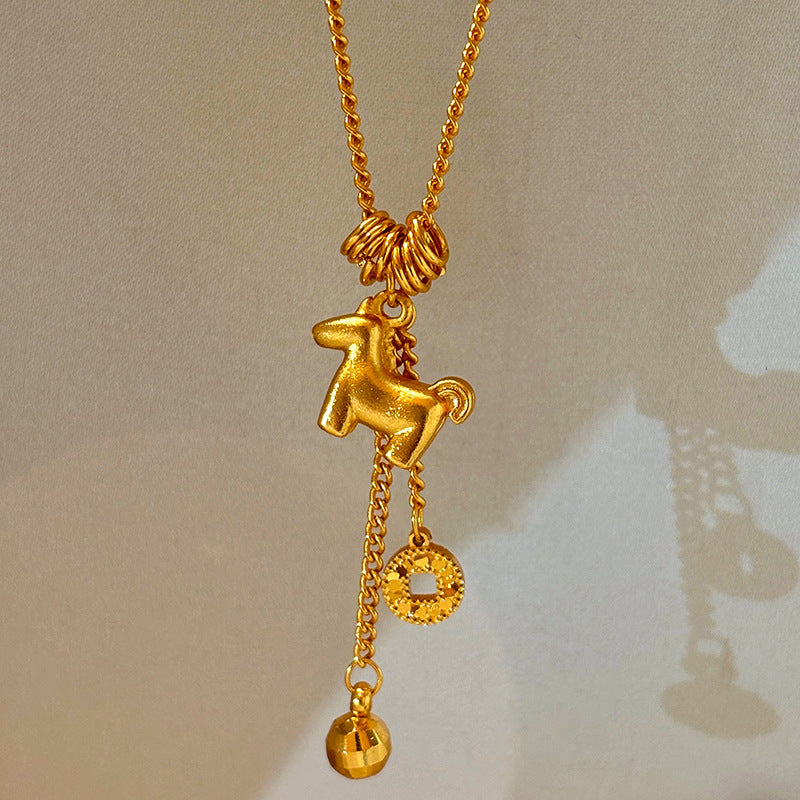 Collana di lusso in rame placcato oro 24K a forma di cavallo per donne, catena clavicola