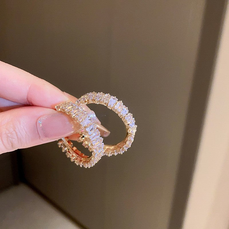 Orecchini floreali minimalisti con perle, perno in argento sterling 925 e strass, da donna