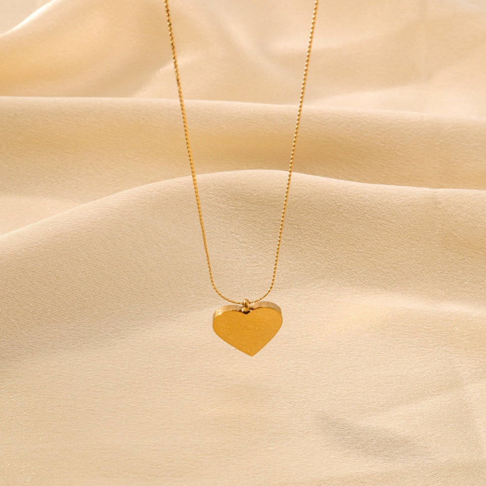 Minimalist Heart-Shaped Titanium Steel Pendant Necklace with 18K Gold Plating on O-Chain for Women