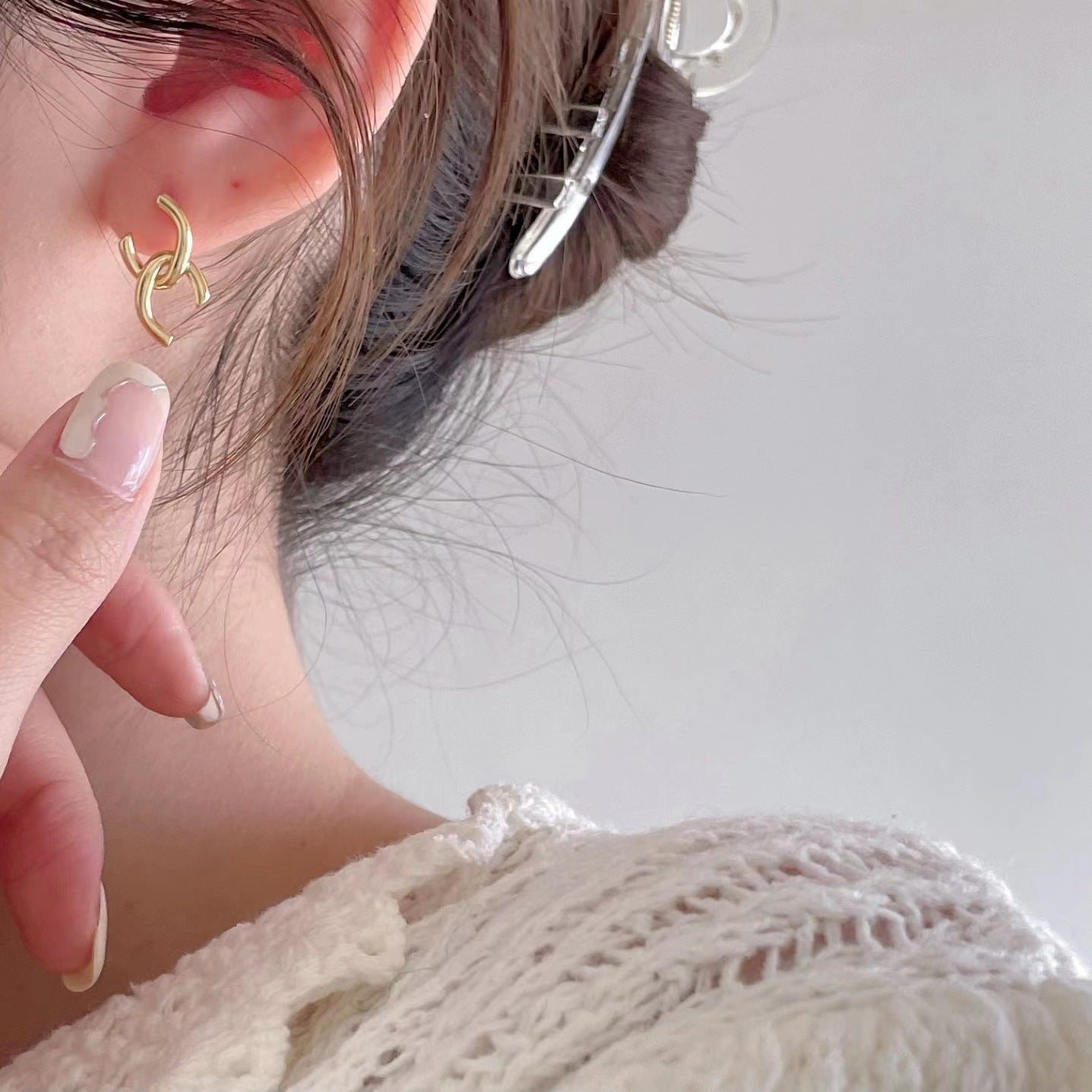 Minimalist Korean-Style Letter-Shaped 925 Sterling Silver Stud Earrings with Plated Finish