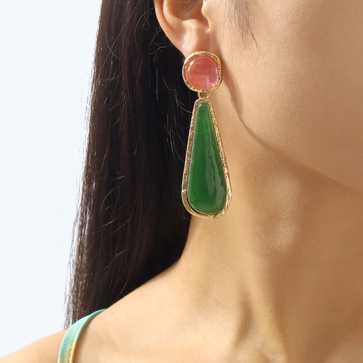Pendientes Geométricos de Resina Vintage para Mujer con Base de Aleación y Acabado Galvanizado, Joyería para las Orejas Elegante y Atrevida