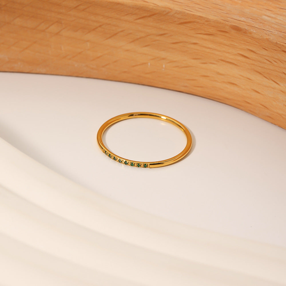 Anello geometrico in acciaio inossidabile con intarsio in zircone e placcatura in oro 18 carati da donna — Gioielli di moda ipoallergenici