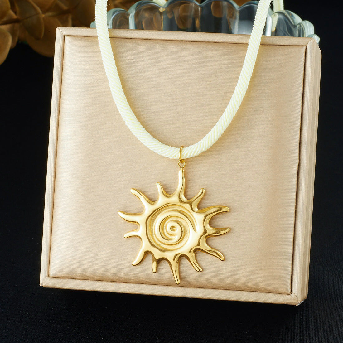 Trendy Exaggerated Spiral Shell Sun Pendant Gold Plated Stainless Steel Necklace for Women
