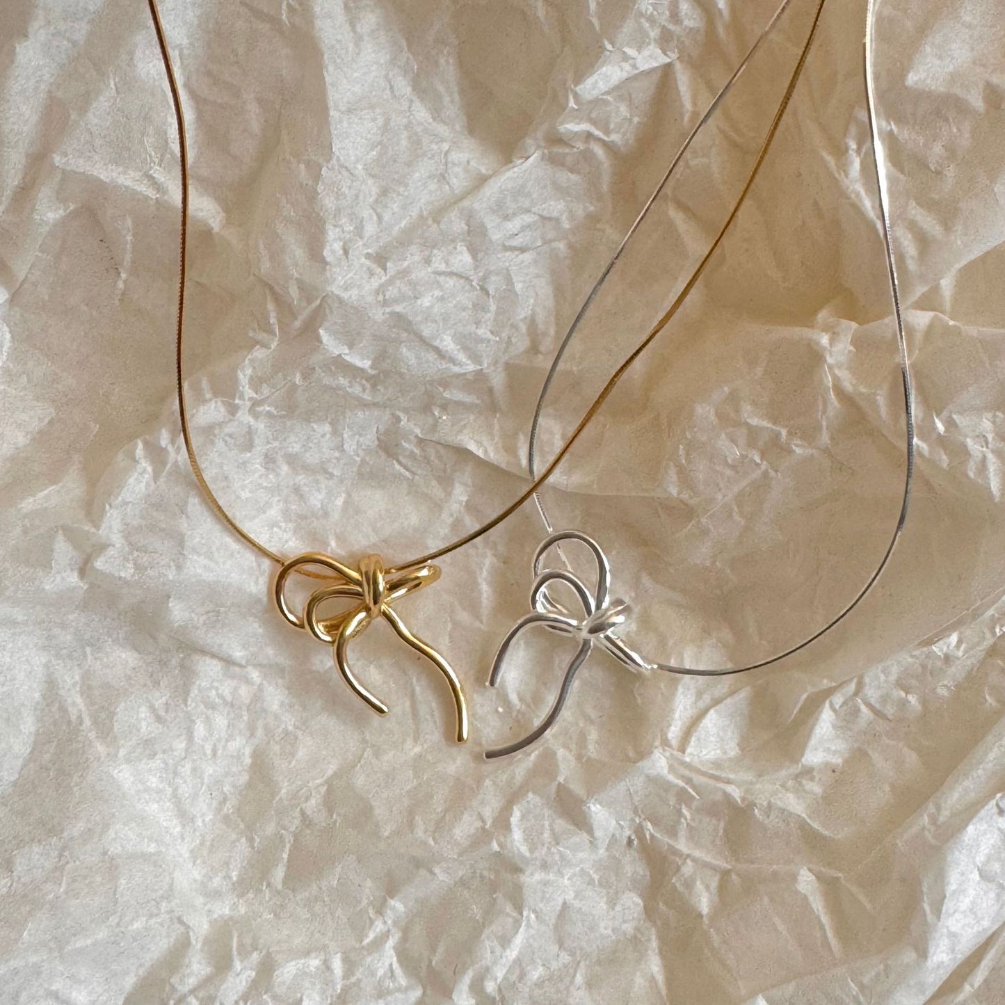 Minimalist Bow-Shaped 925 Sterling Silver Necklace with Plated Finish on Snake Chain