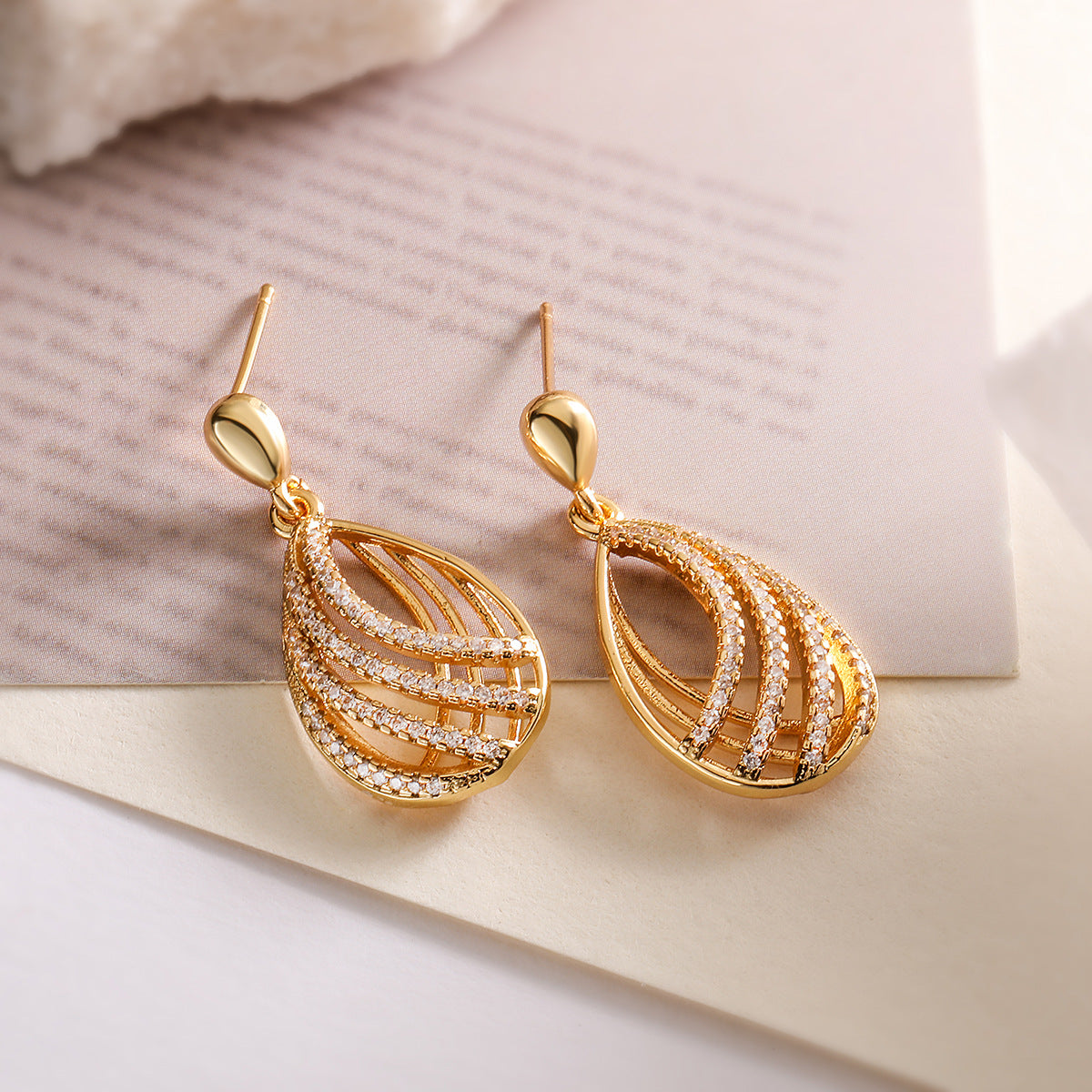 Minimalist Geometric Asymmetrical Drip-Shaped Zirconia Earrings in Gold-Plated Copper for Women
