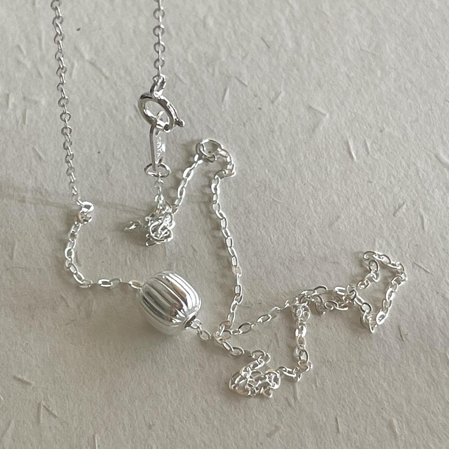 Collar minimalista geométrico de plata de ley 925 con circonitas cúbicas