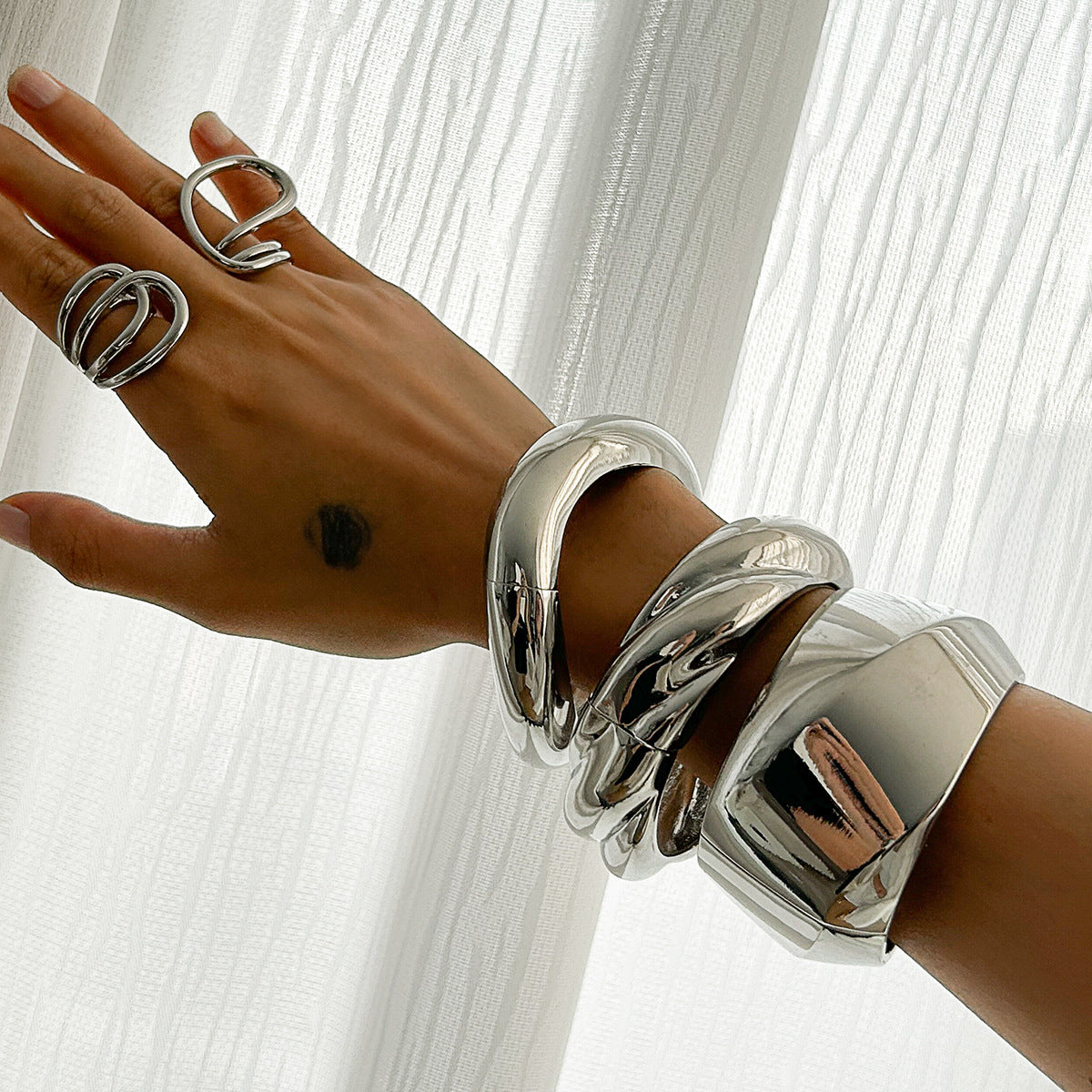 Minimalist Geometric Round Zinc Alloy Plated Rope Chain Spring Bracelet Set