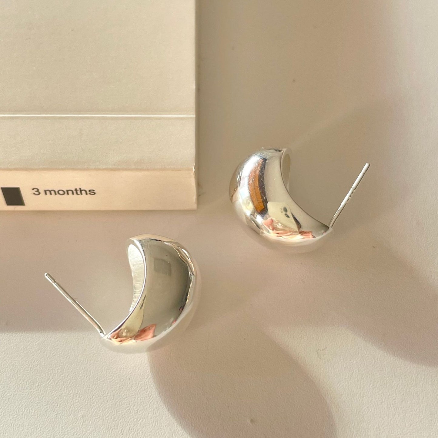 Minimalist 925 Sterling Silver Teardrop Stud Earrings Micro-Inlay