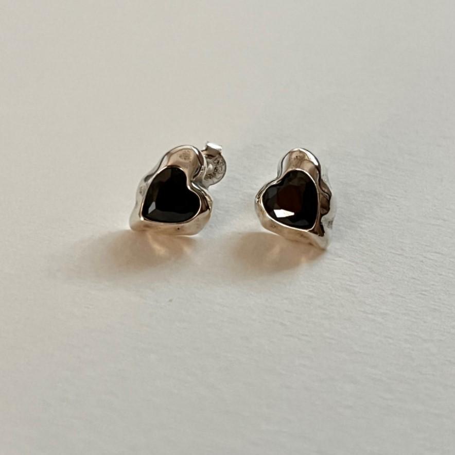Pendientes minimalistas de tuerca con forma de corazón, de plata de ley 925, con diamantes de imitación negros e incrustaciones de perlas para mujer