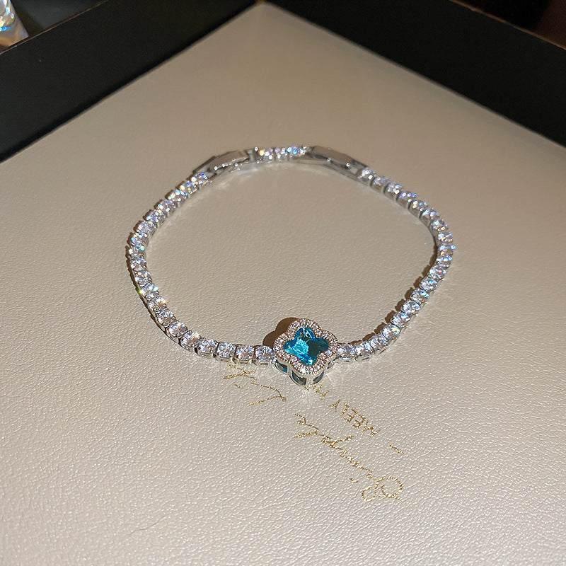 Elegant Heart Floral Brass Plated Inlaid Cubic Zirconia Bracelet for Women