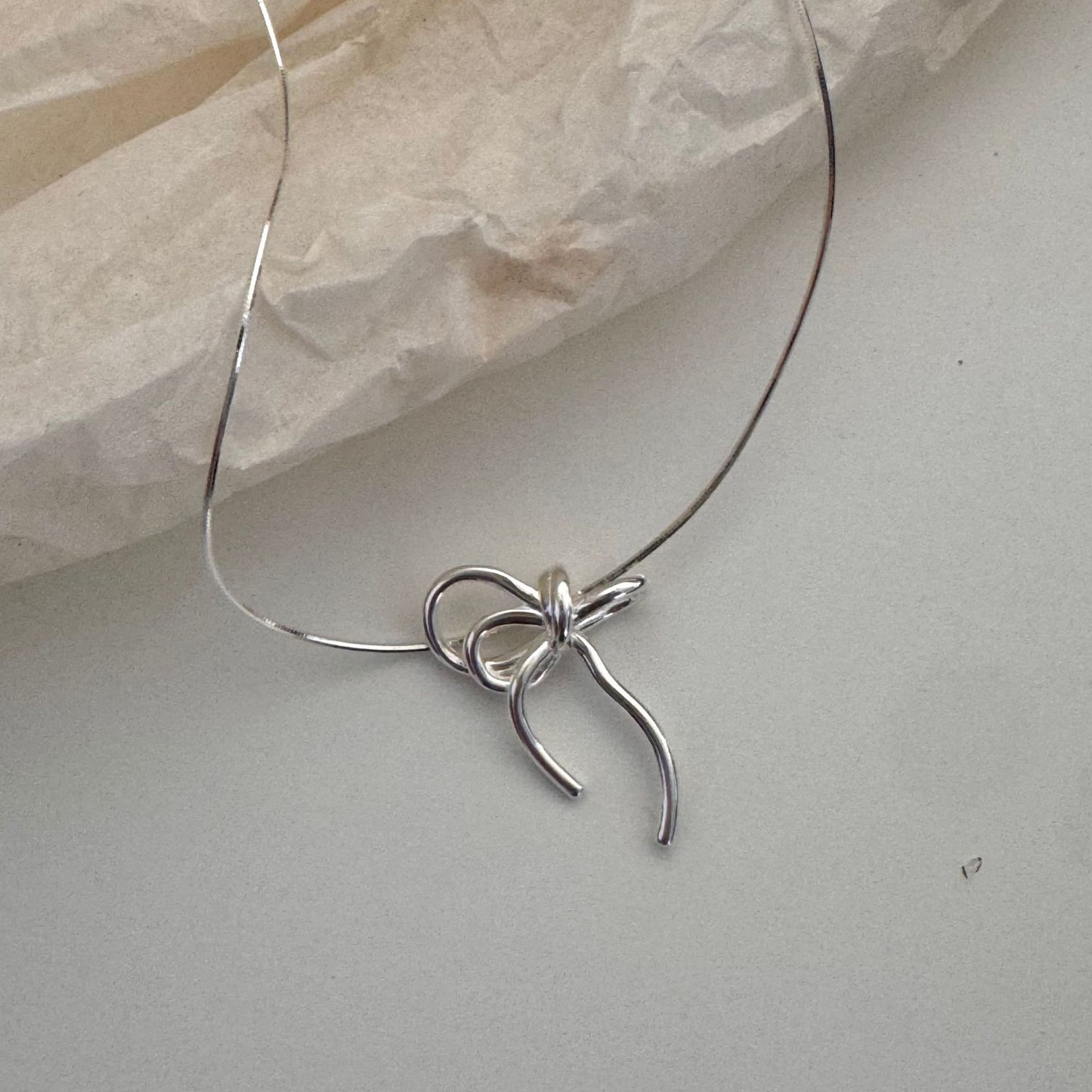 Minimalist Bow-Shaped 925 Sterling Silver Necklace with Plated Finish on Snake Chain
