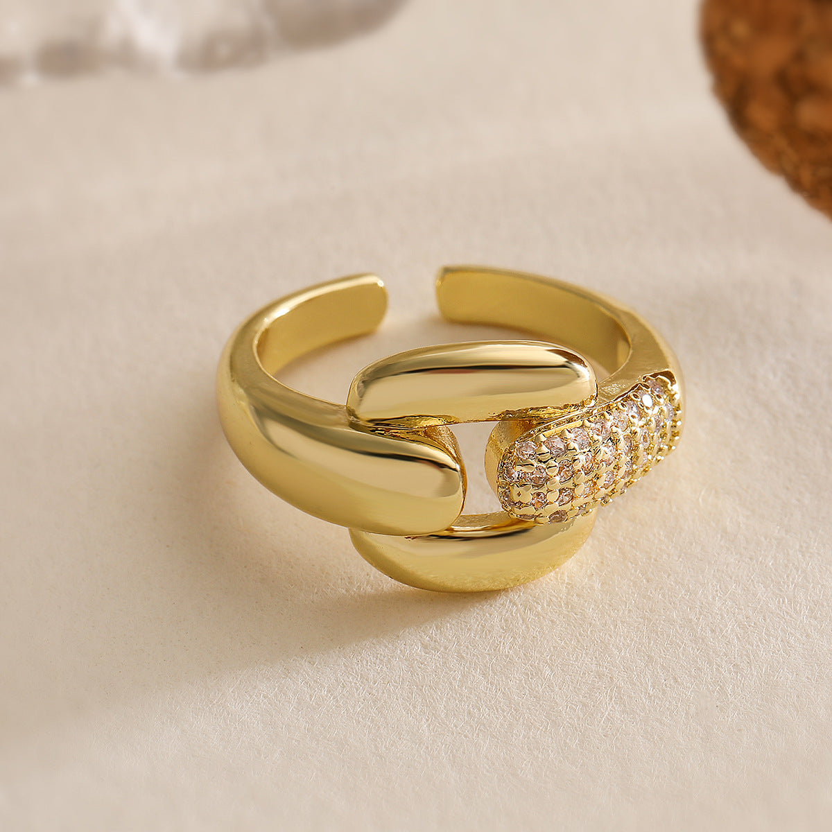 Minimalist Elegant 18K Gold Plated Brass Geometric Micro-Inlaid Cubic Zirconia Open Ring for Women
