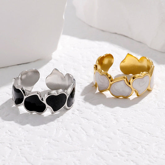 Anello Aperto Minimalista in Acciaio al Titanio a Forma di Cuore da Donna con Finitura Smaltata