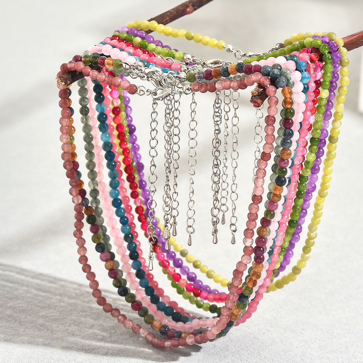 Collar colgante geométrico artístico vintage para mujer con cuentas de piedra natural tejidas a mano en cadena de bola redonda