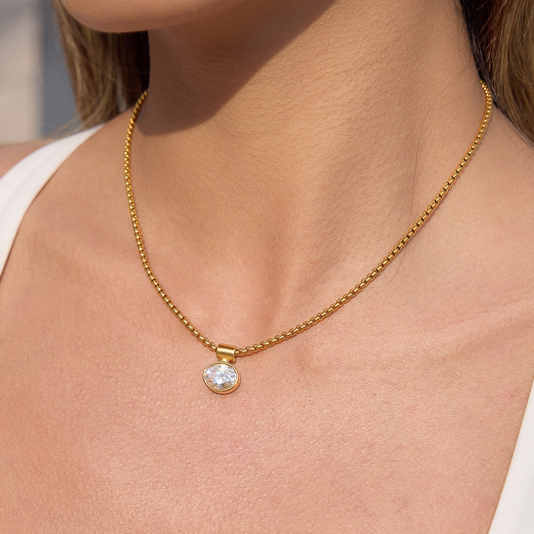 Elegant Geometric Oval Stainless Steel PVD Cubic Zirconia Pendant Necklace for Women
