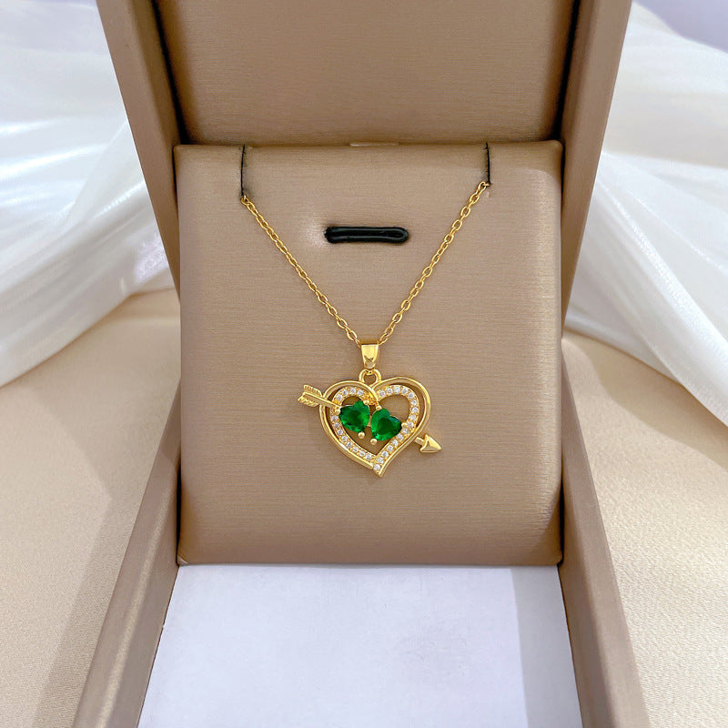 Collana pendente a cuore geometrico di lusso in acciaio al titanio da donna con intarsio di strass, delicata catena per clavicola