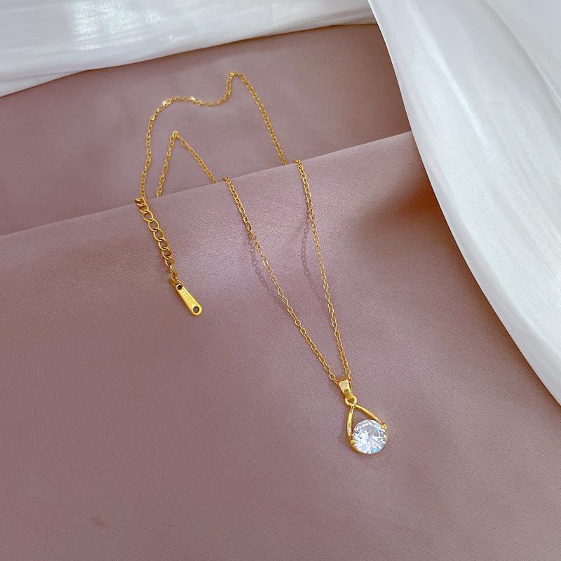 Collar de zirconita geométrica de lujo de acero de titanio con cadena a la clavícula