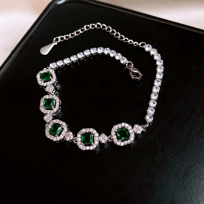 Elegant Heart Floral Brass Plated Inlaid Cubic Zirconia Bracelet for Women
