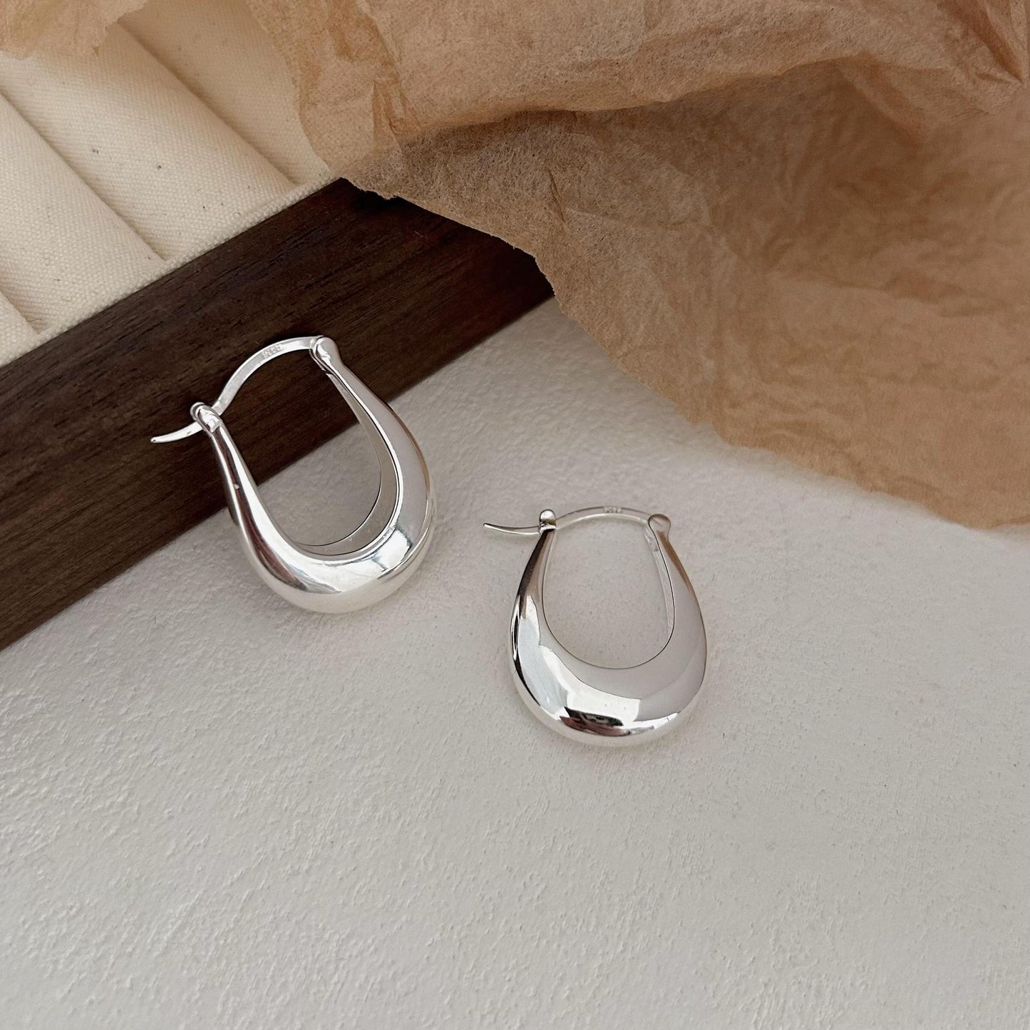 Vintage Minimalist 925 Sterling Silver Teardrop Inlaid Pearl Earrings