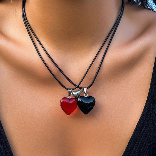 Collar Retro Magnético Rojo Corazón San Valentín para Mujer con Acabado Galvanizado y Colgante de Cristal