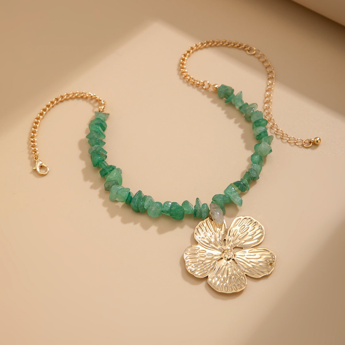 Bohemian Irregular Floral Pendant Necklace for Women with Plated Alloy and Rhinestone Accents