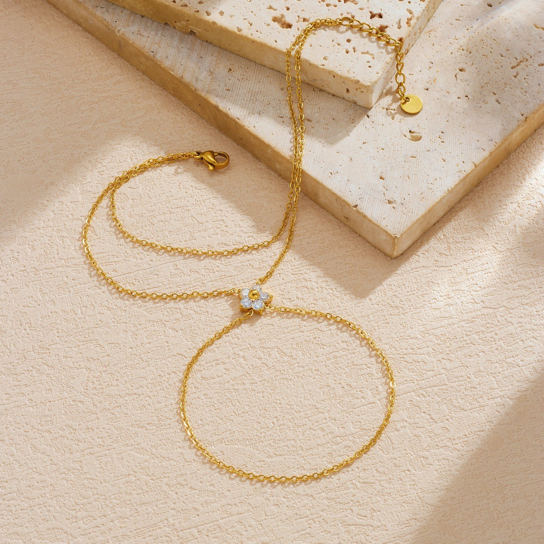 Minimalist Gold Plated Stainless Steel Floral Rhinestone Chain Bracelet for Women