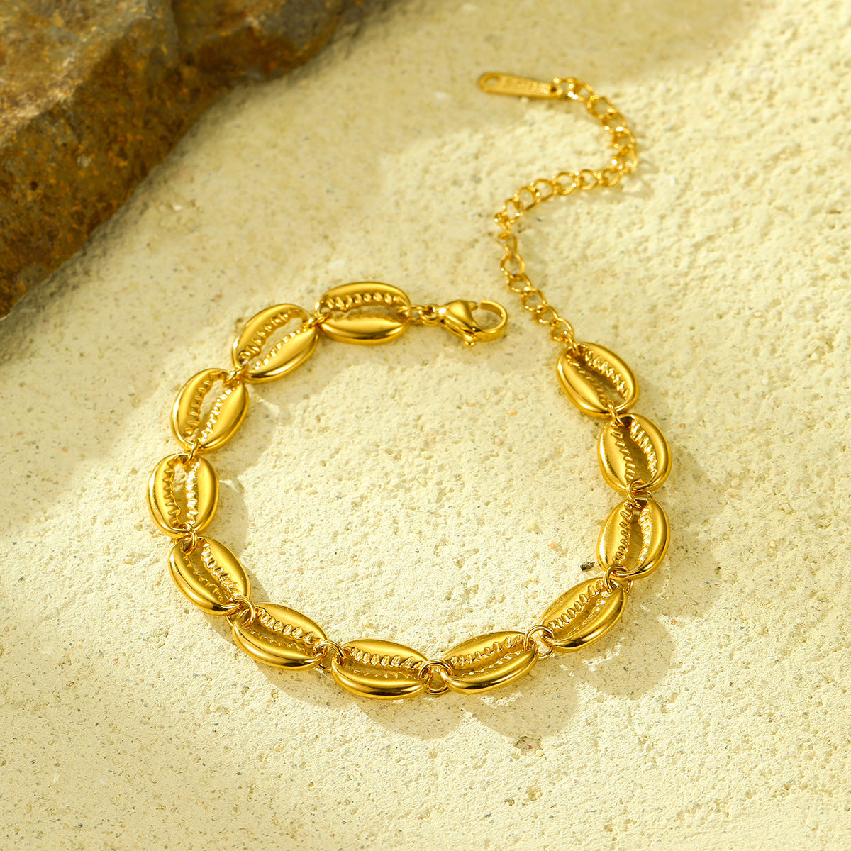 Collana Elegante Minimalista Vintage Ovale Cava in Acciaio Inossidabile Placcato Oro 18K