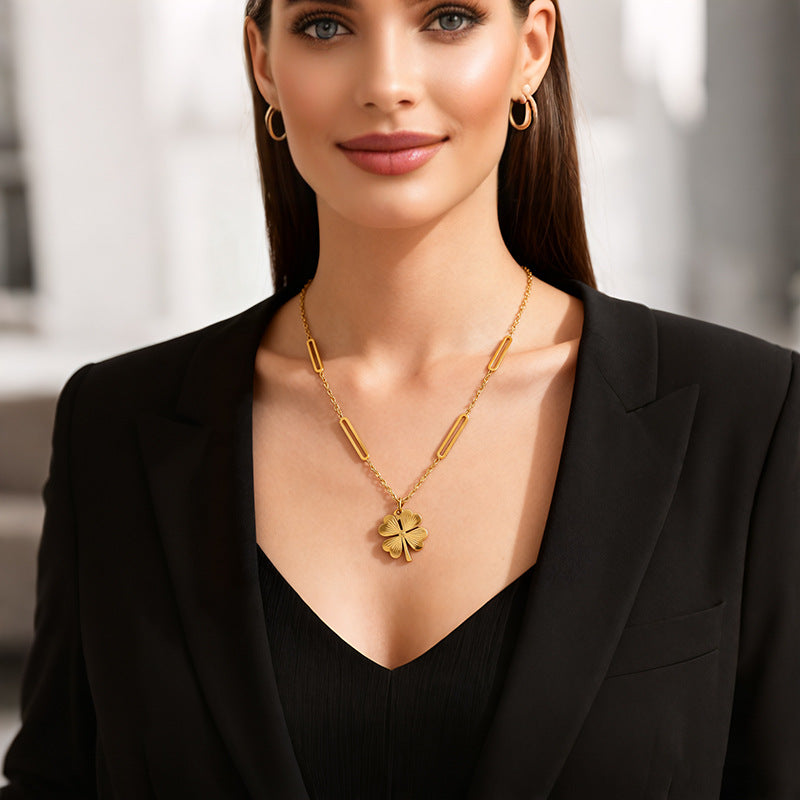 Fashionable 18K Gold Plated Titanium Steel Four-Leaf Clover Necklace for Unisex