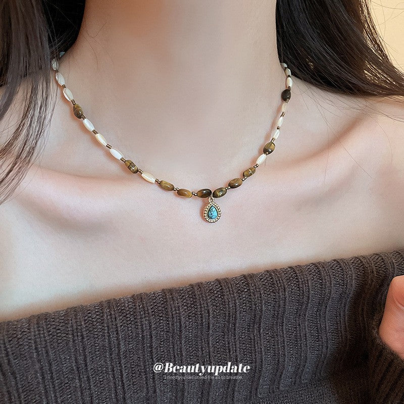 Collana con Ciondolo Vintage a Occhio di Tigre Geometrico Placcata Oro 18K Lunga per Maglione da Donna