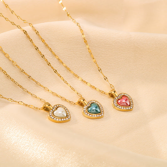 Collar minimalista de acero de titanio chapado en oro de 18 quilates con forma de corazón para mujer, cadena con medallón hipoalergénica