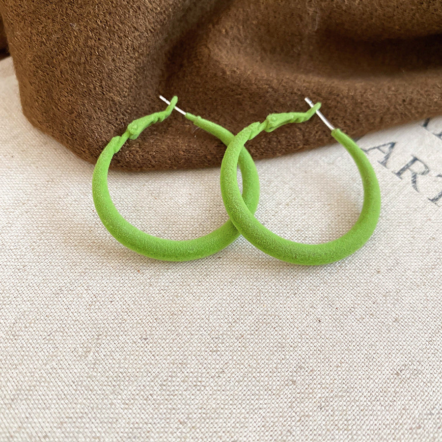 Pendientes de aro geométricos flocados para mujer con postes de plata de ley 925, acabado galvanizado, joyería de moda informal y apropiada para la oficina