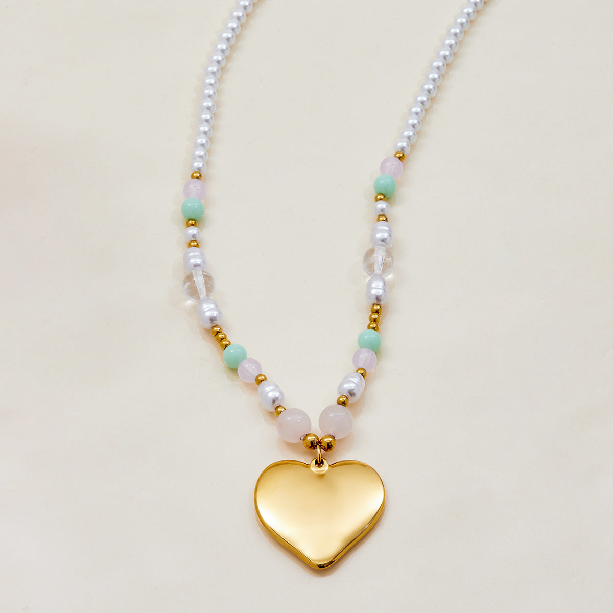 Collar Chapado de Acero Inoxidable con Forma de Corazón a la Moda con Colgante de Acero de Titanio para Mujer