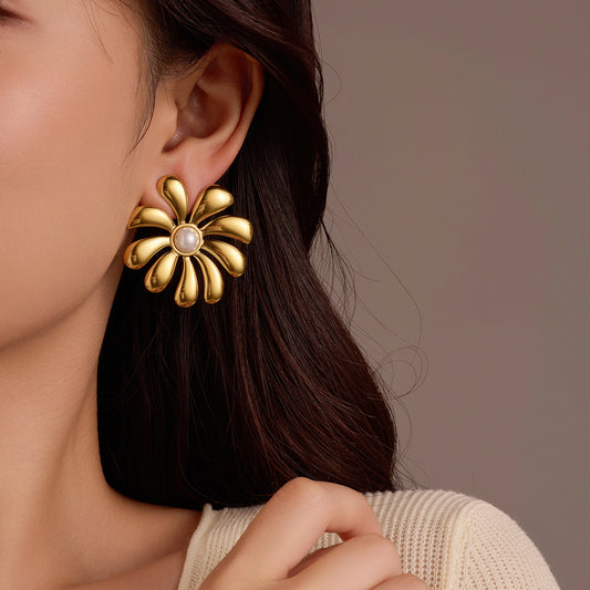 Vintage and Fresh Floral Stainless Steel Sunflower Pearl Earrings with 18K Gold Plating for Women