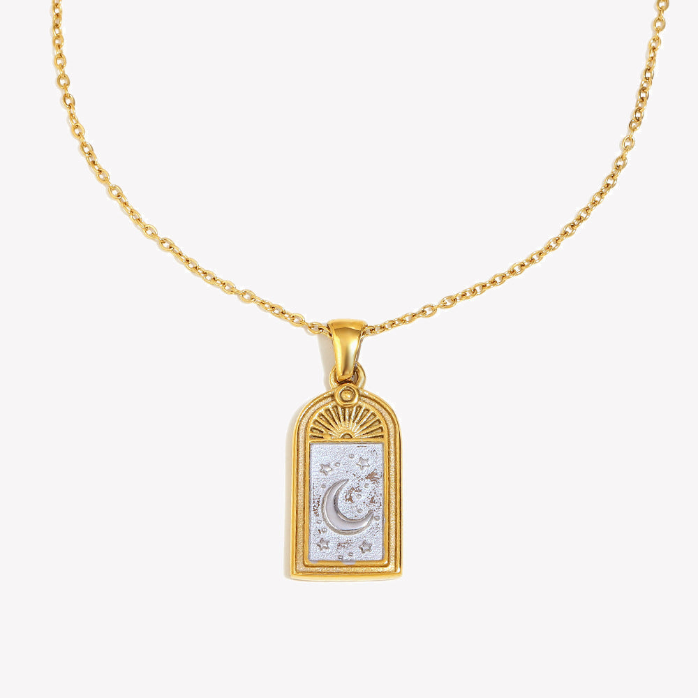 Collar Colgante Geométrico Minimalista de Acero Inoxidable con Baño de Oro de 18K, Diseño de Corazón, Luna y Tarot para Mujer