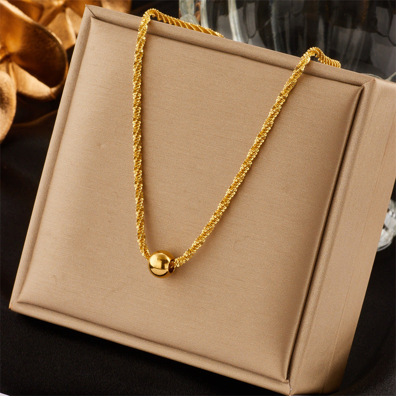 Collar con colgante de corazón y mariposa irregular minimalista de moda en acero inoxidable con acabado chapado para mujer