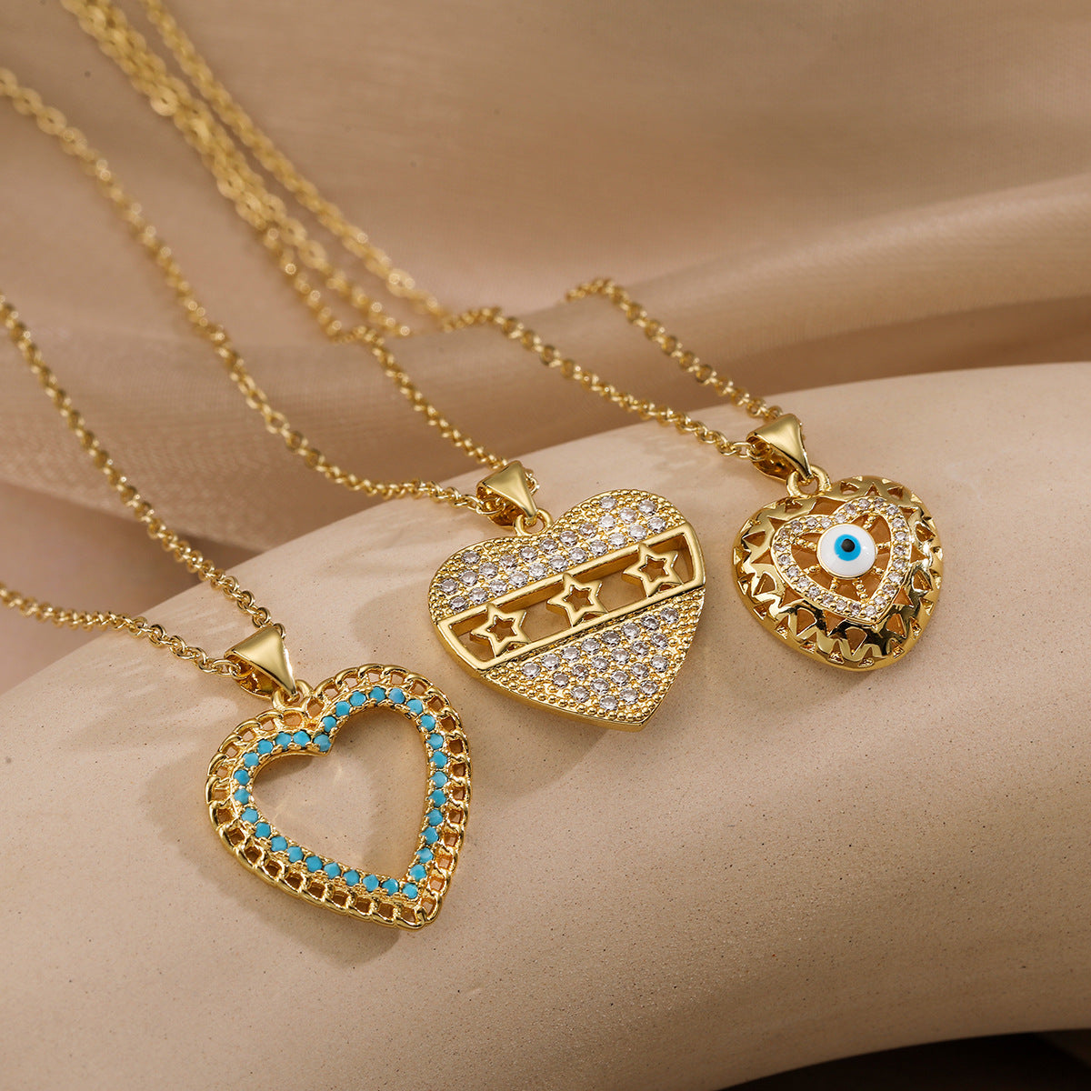 Minimalist Heart-Shaped Copper Pendant Necklace with Real Gold Plating and Zircon Accents for Women