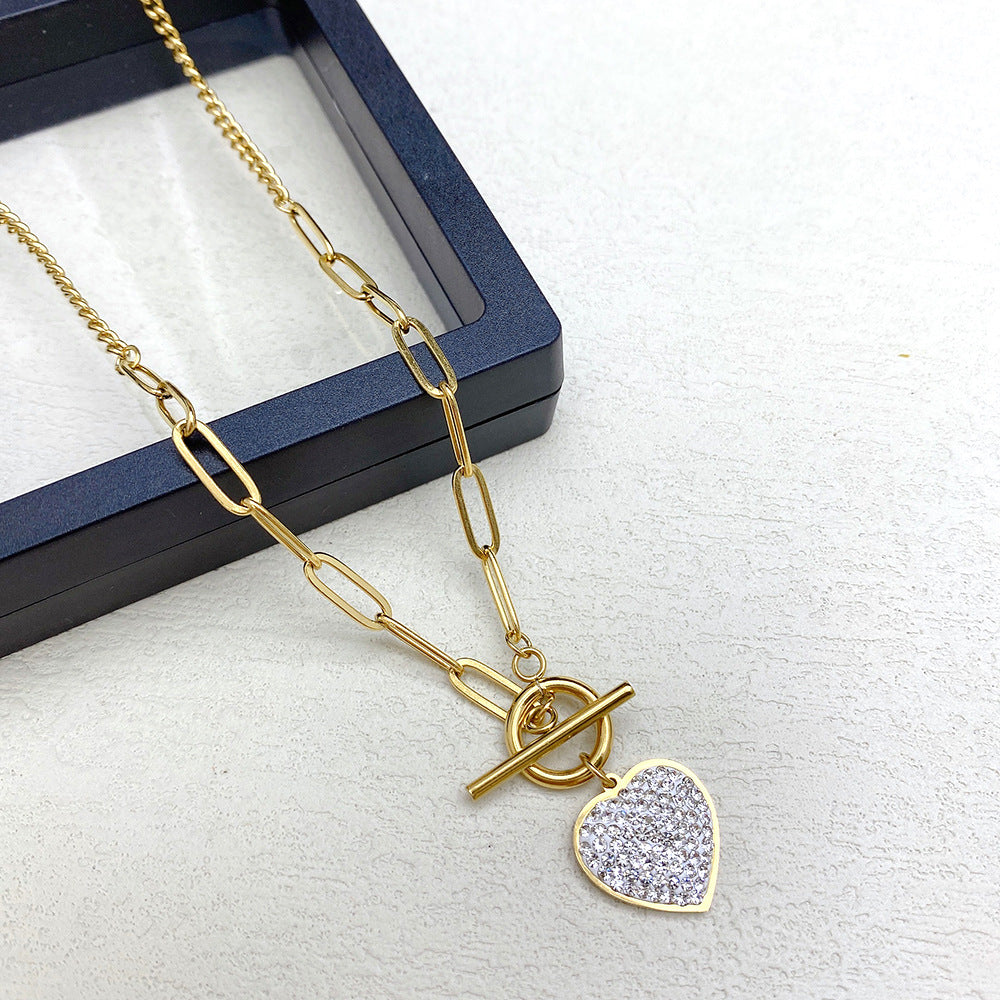 Collana con Ciondolo Minimalista a Cuore in Acciaio al Titanio con Accenti di Strass Micro-Pavé per Donna e Uomo, Catena Stratificata Leggera di Lusso per l'Autunno e l'Inverno