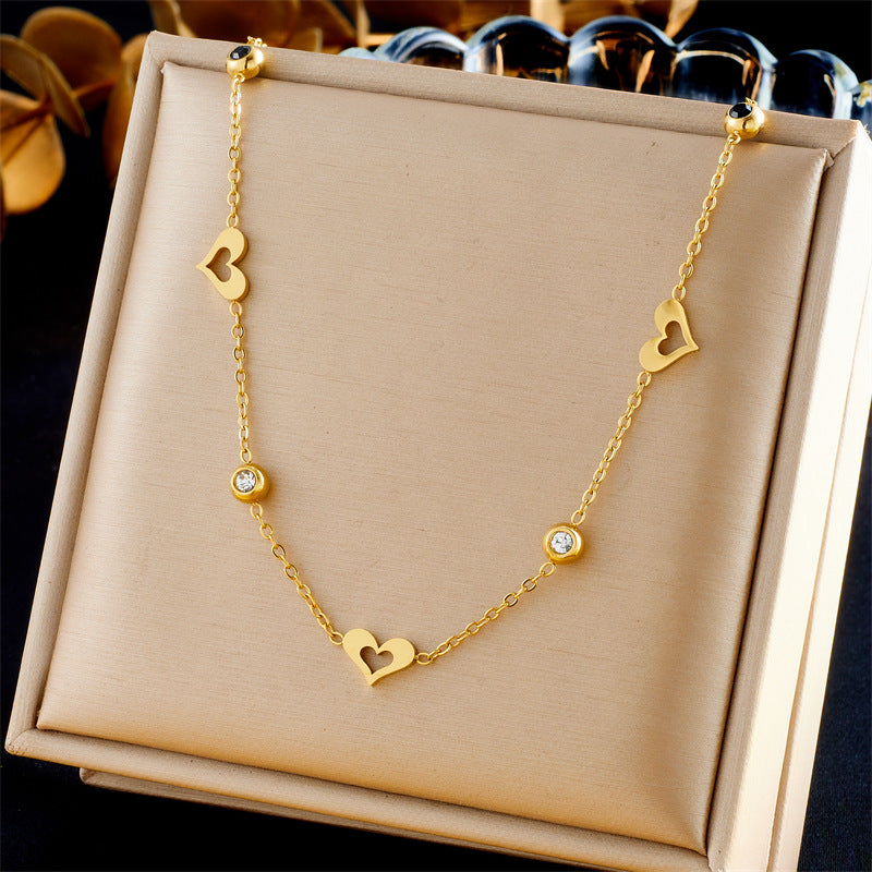 Juego de collar, pendientes y pulsera de corazón minimalista de acero inoxidable chapado
