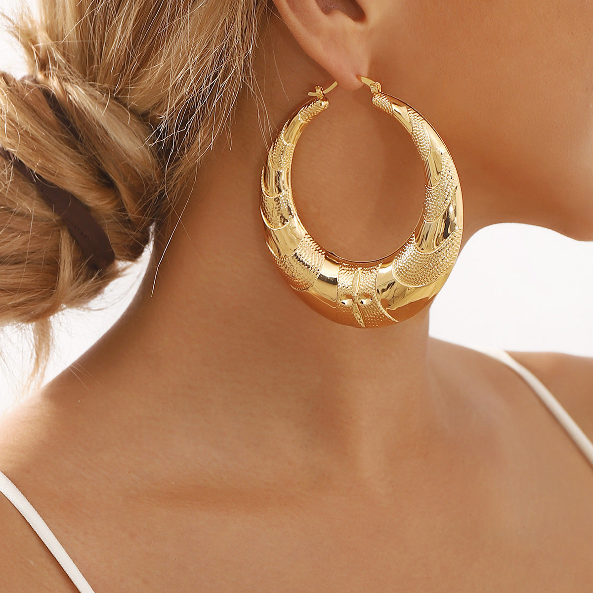 Pendientes de Tachuela Geométricos Minimalistas para Mujer de Hierro con Acabado Galvanizado a la Moda para Uso Diario