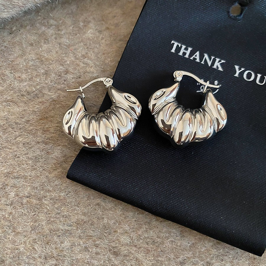 Aretes Geométricos Minimalistas de Cobre con Acabado Chapado para Mujer Pendientes Modernos y Versátiles