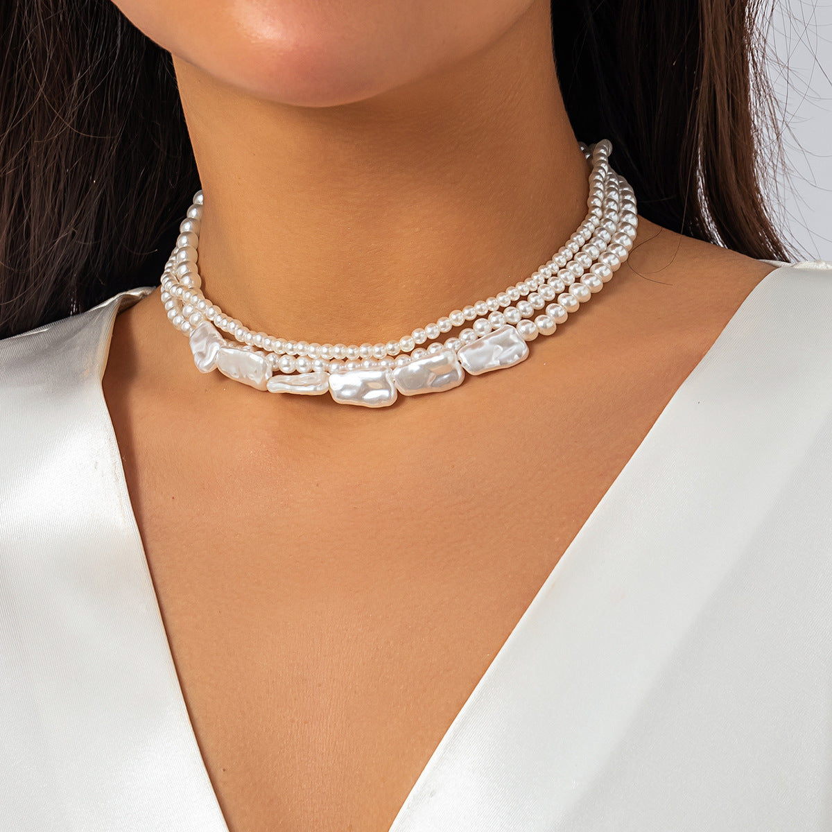 Vintage Geometric Round Resin Bead Ball Chain Necklace for Women