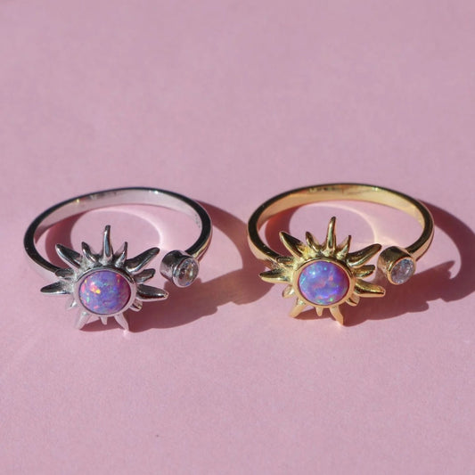 Collana con ciondolo artistico in opale geometrico con stelle in zirconia micro-pavé su catena in rame da donna