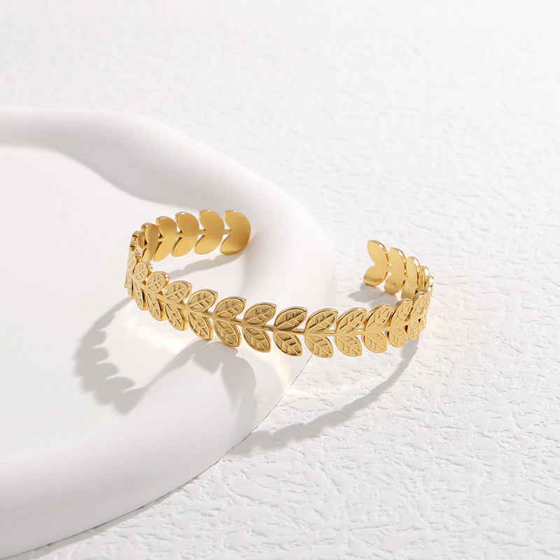 Fashion Leaf Design Adjustable C-Shape Bracelet 18K Gold Plated Stainless Steel Women Jewelry