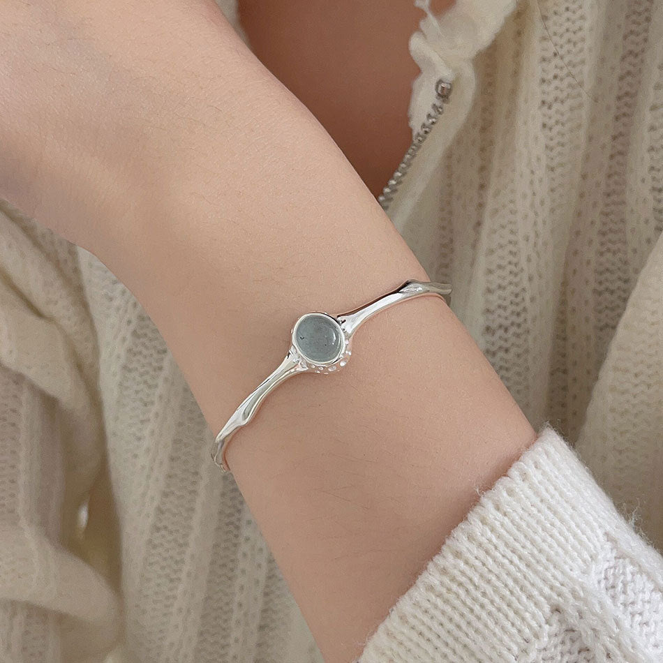 Pulsera de Plata de Ley 925 Minimalista con Cristal Ovalado Irregular