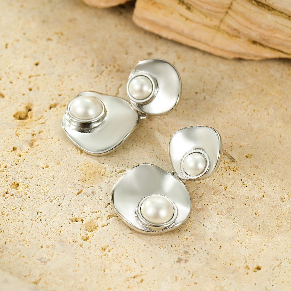 Geometric Stainless Steel Round Pearl-Inlaid Dangle Stud Earrings with Tassels for Women