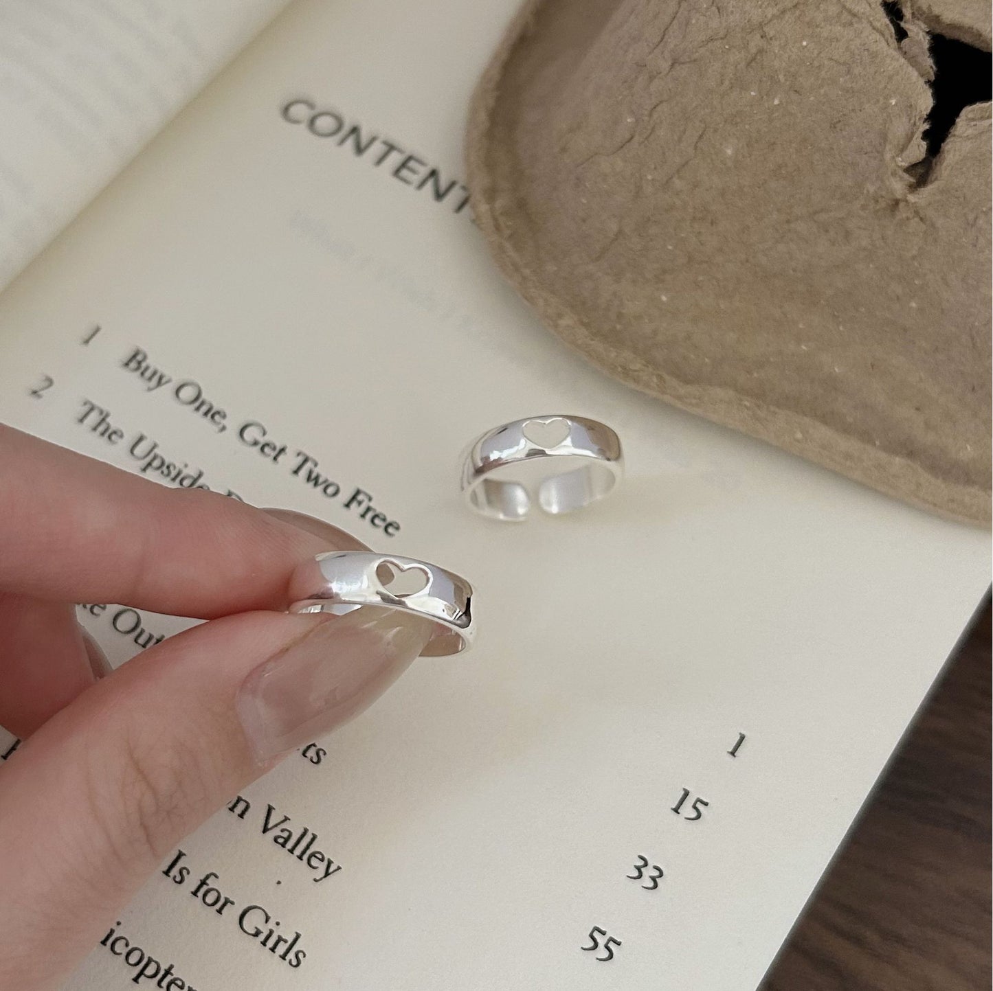 Minimalist Hollow Heart Ring in 925 Sterling Silver with Polished Edges for Women