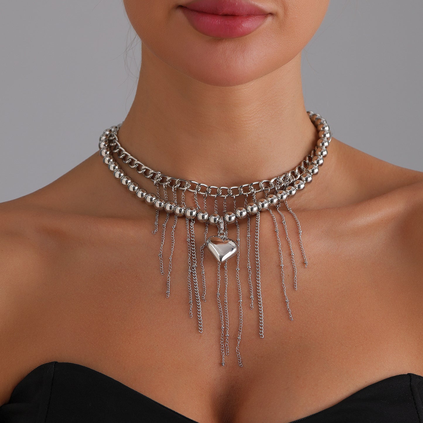 Collar con Colgante Geométrico de Corazón Dulce y Atrevido de Aleación con Acabado Chapado para Mujer